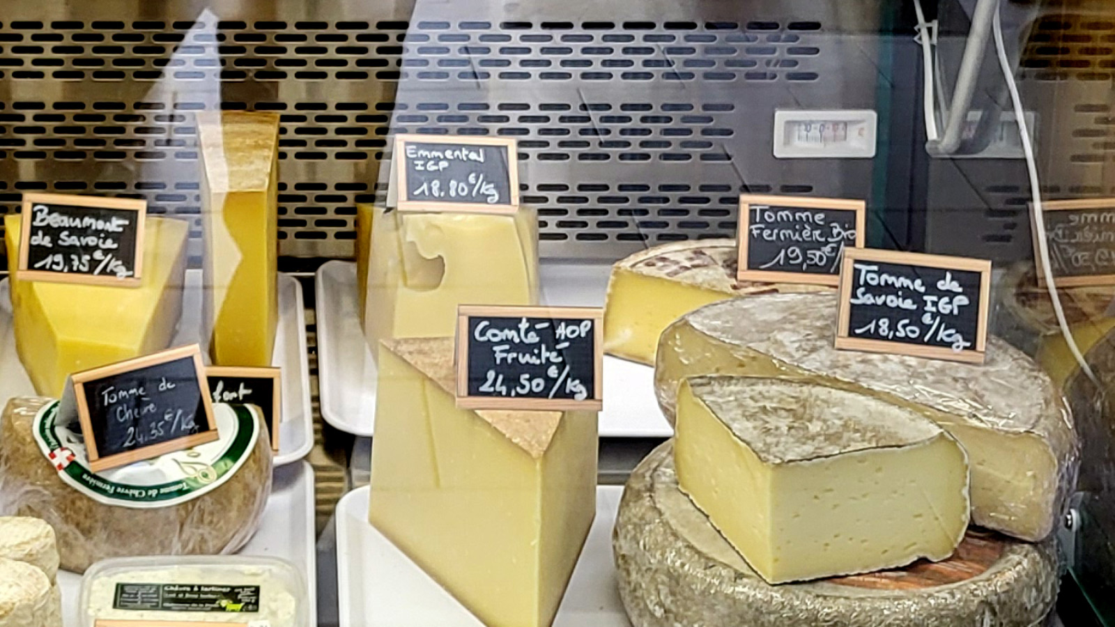 Les fées-lé du local